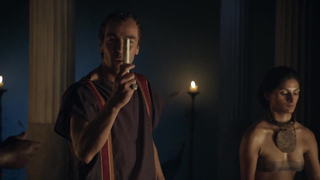 Spartacus.S01E02.720p.BluRay.6CH.x264.DUAL-WWW.BLUDV.TV - Trim