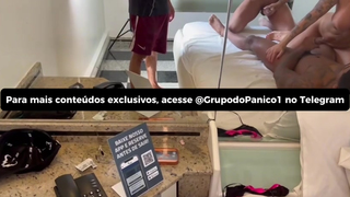 Laura Keller dando pra 2