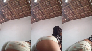 Novinha delícia dançando