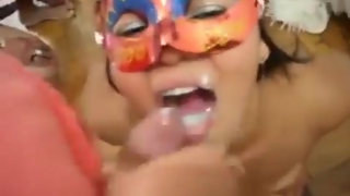 GOZANDO MUITO NA VADIA CASADA