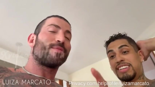 Moreno pauzudo arrombando e leitando dentro do cu da Luiza Marcato