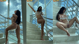 Imkathleen malejandraq stairs